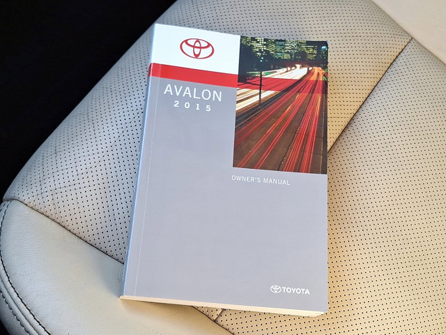 Used 2015 Toyota Avalon Limited image 27