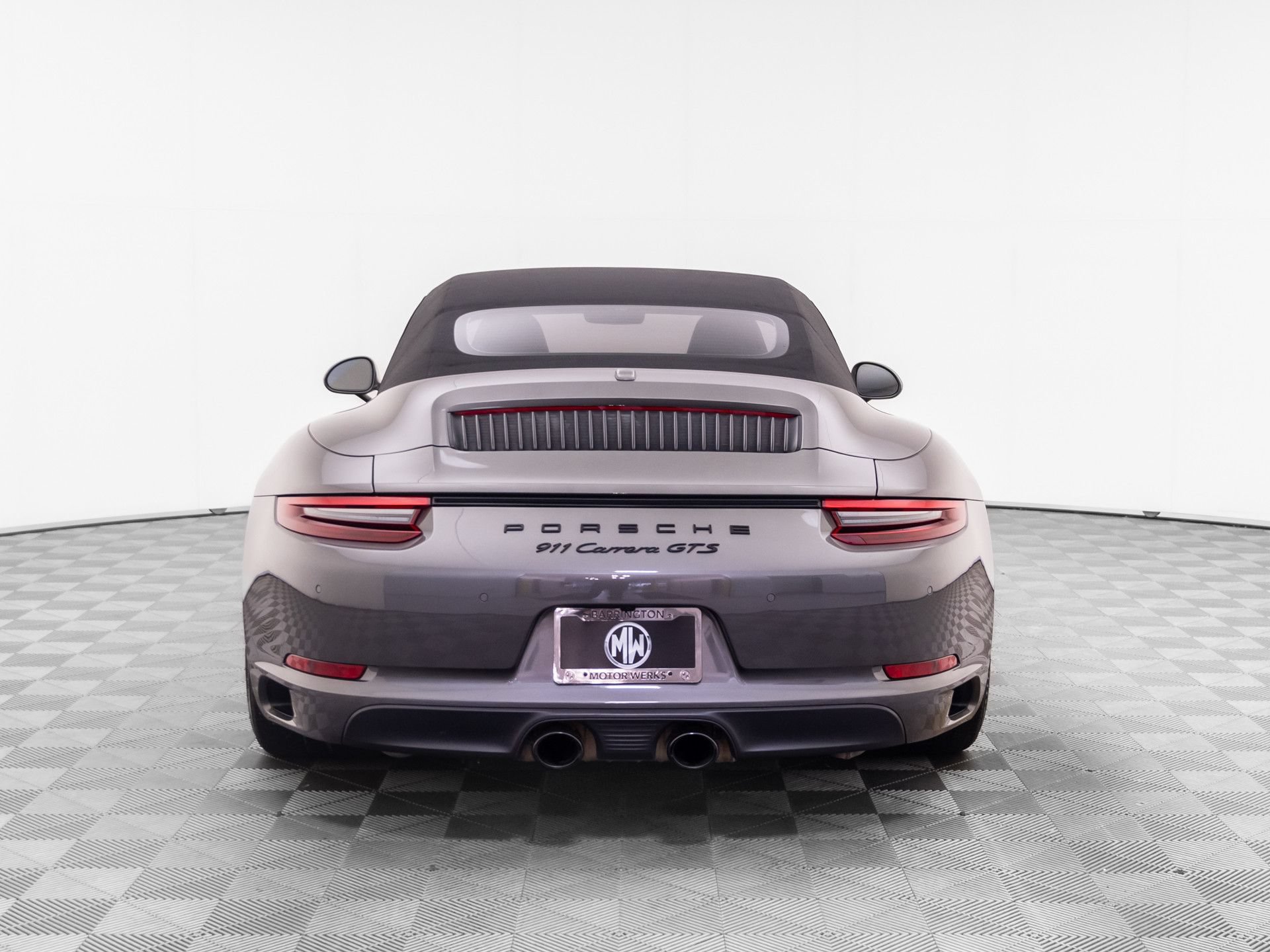 Used 2018 Porsche 911 Carrera GTS RWD image 10