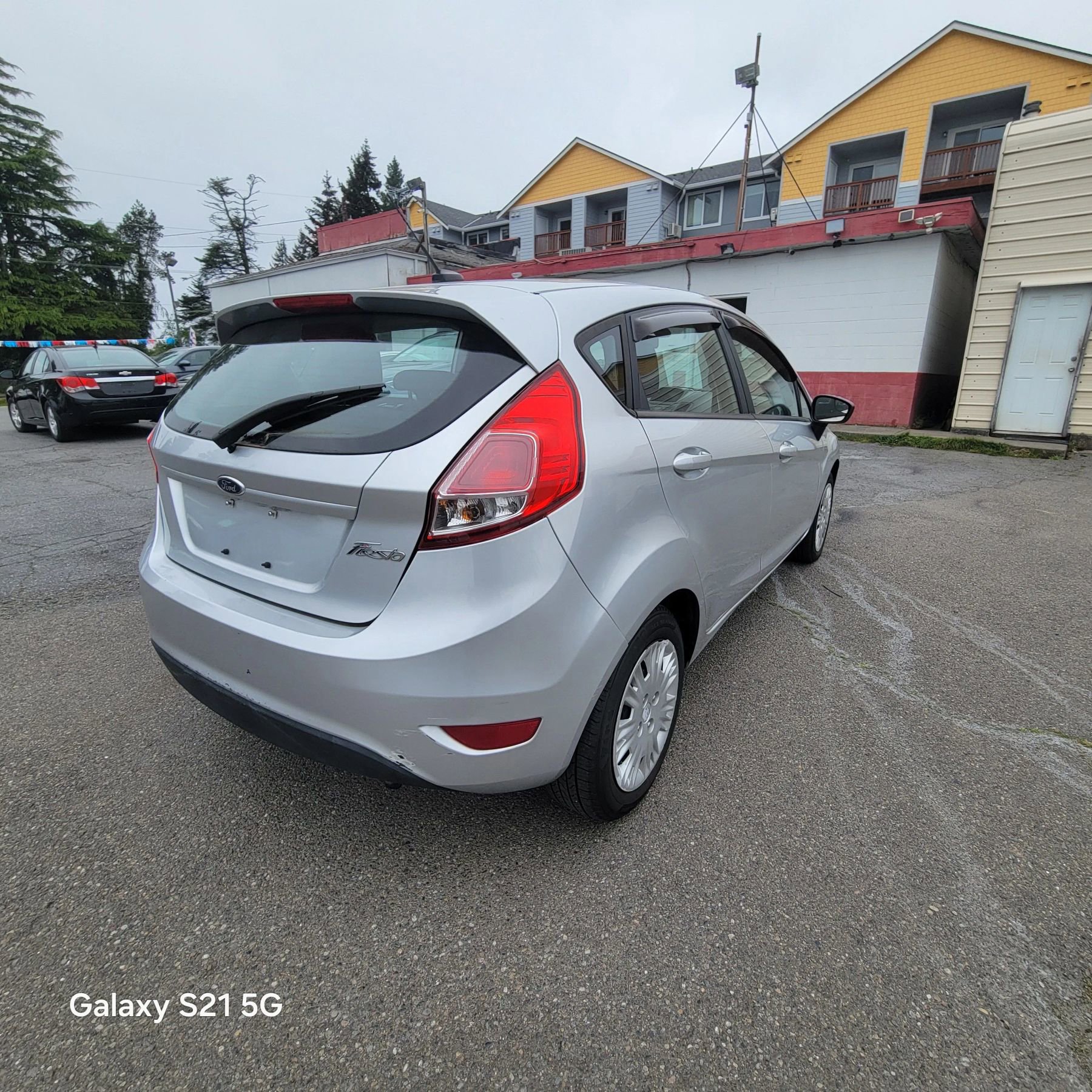 Used 2016 Ford Fiesta S image 4