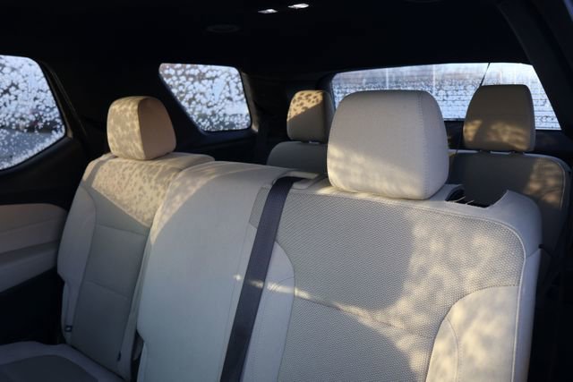 Used 2023 Chevrolet Traverse LS image 10