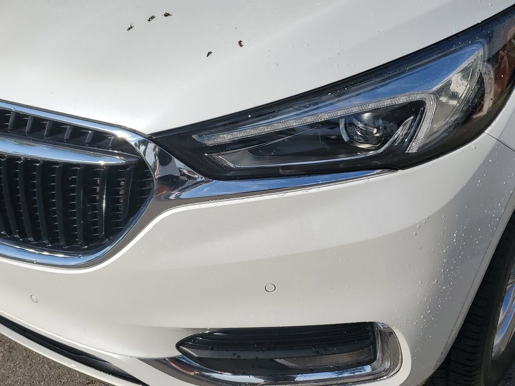 Used 2020 Buick Enclave Premium w/ Surround and Sites Package image 10