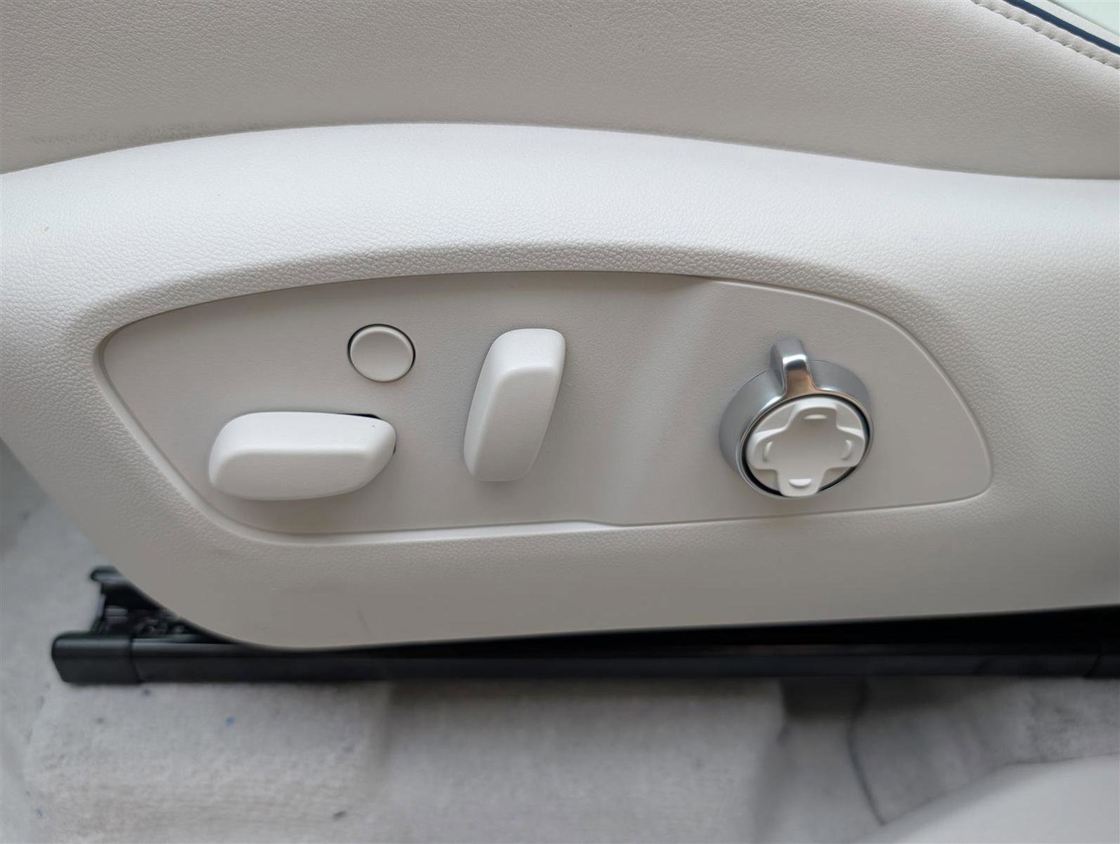 New 2026 Buick Enclave Avenir w/ Super Cruise Package image 22