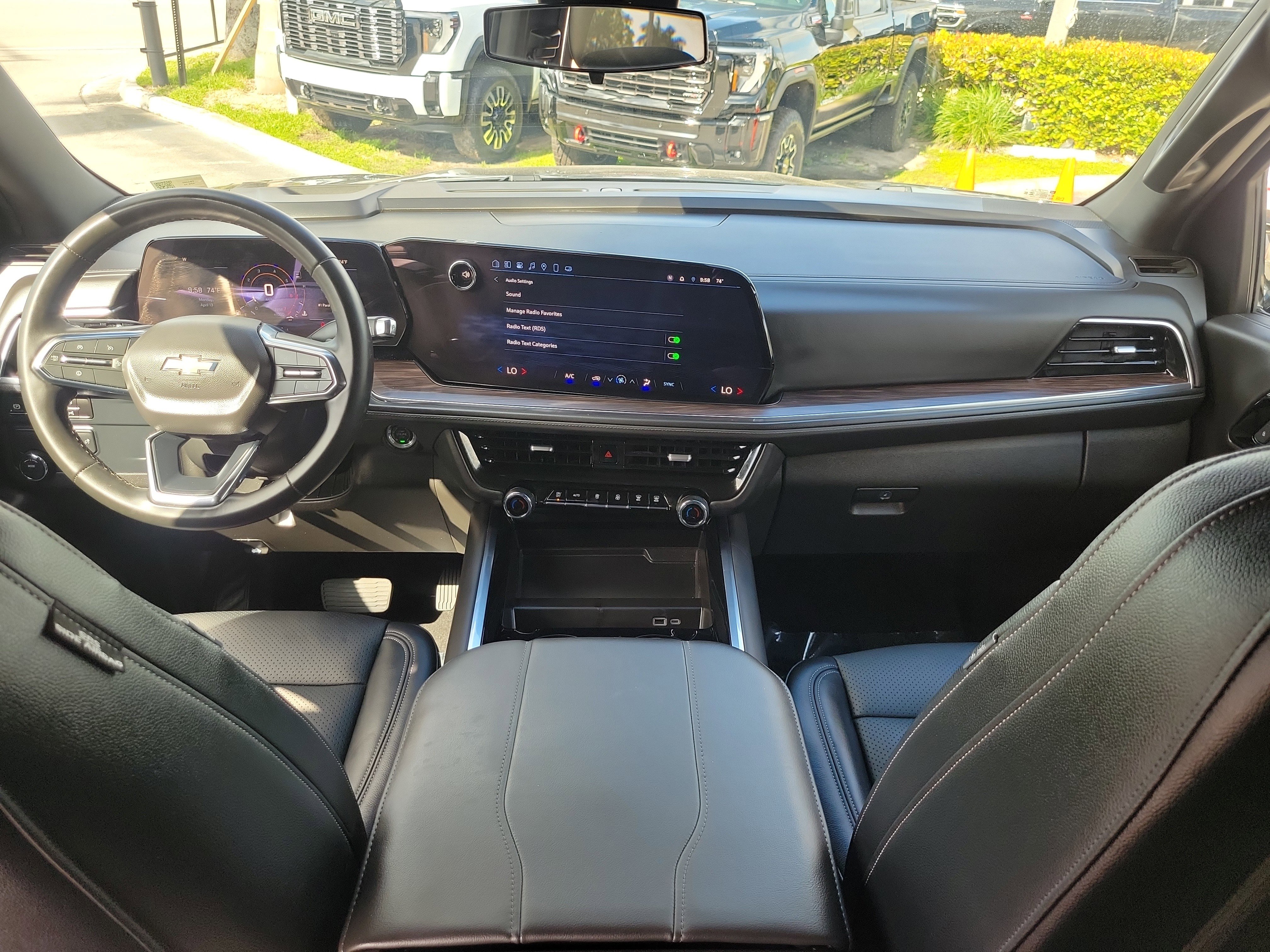 Used 2025 Chevrolet Suburban LS w/ LPO, Dark Essentials Package RWD image 18