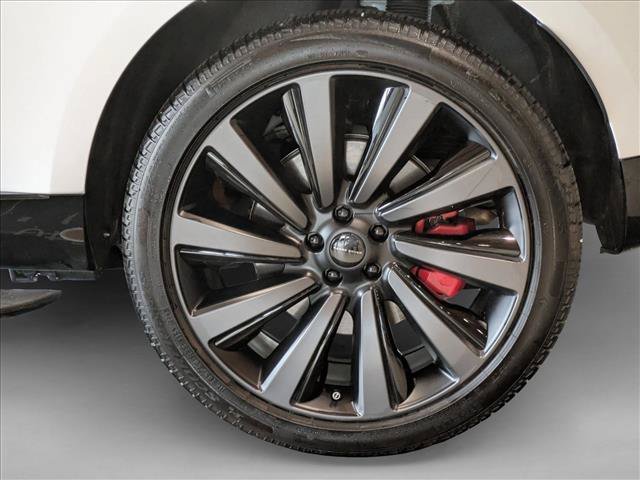 New 2026 Land Rover Range Rover SV AWD/4WD image 10