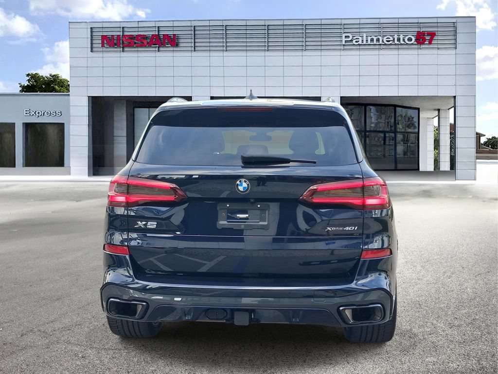 Used 2023 BMW X5 xDrive40i w/ M Sport Package AWD/4WD image 5