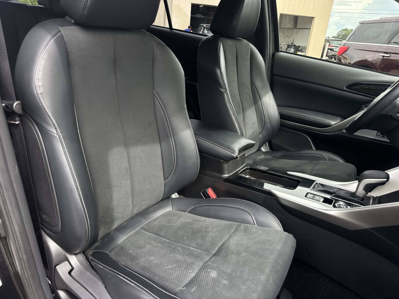 Used 2025 Mitsubishi Eclipse Cross SE AWD/4WD image 11