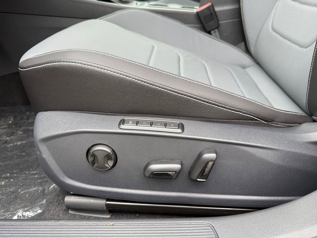 New 2026 Volkswagen Jetta SEL image 10