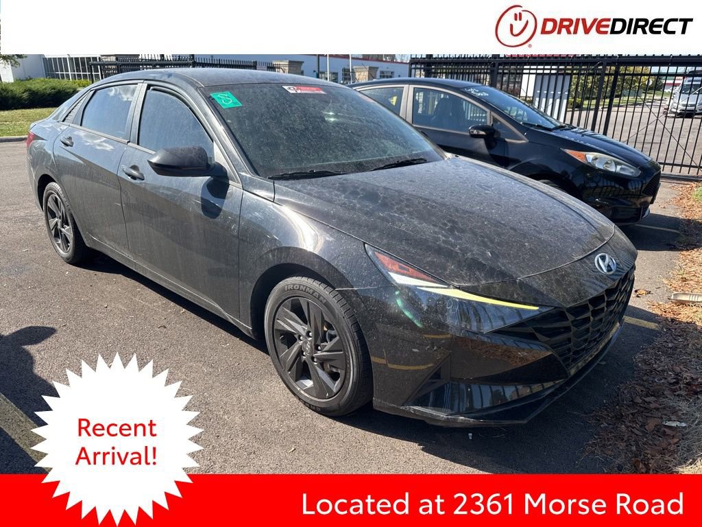 Used 2022 Hyundai Elantra SEL w/ Cargo Package