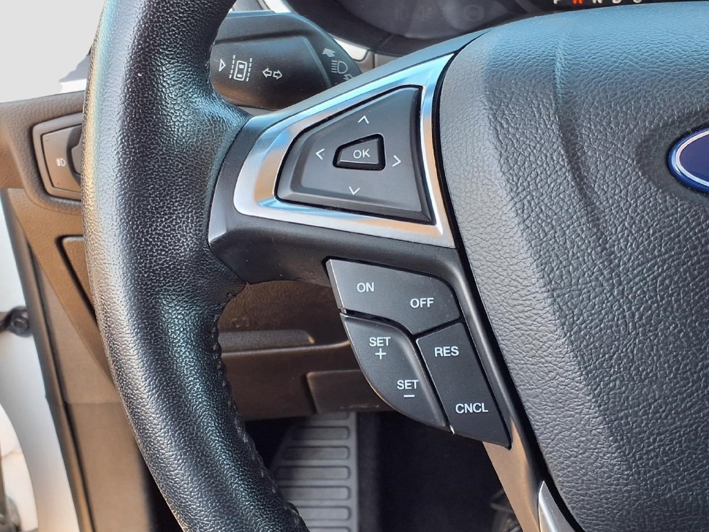 Used 2020 Ford Edge SEL FWD image 17