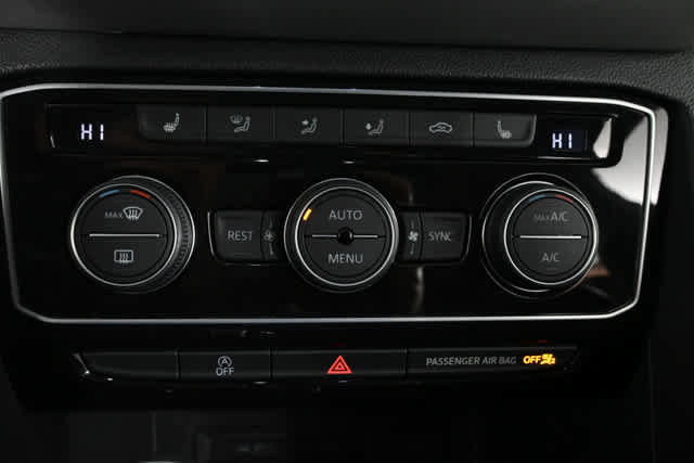 Used 2022 Volkswagen Atlas SE w/ Panoramic Sunroof Package image 27