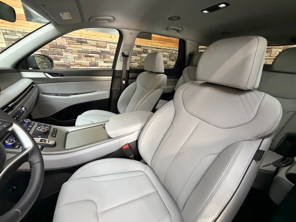 Used 2023 Hyundai Palisade SEL image 12