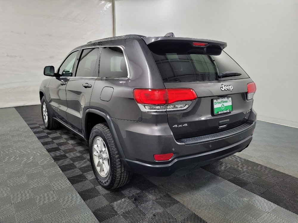 Used 2019 Jeep Grand Cherokee Laredo image 5