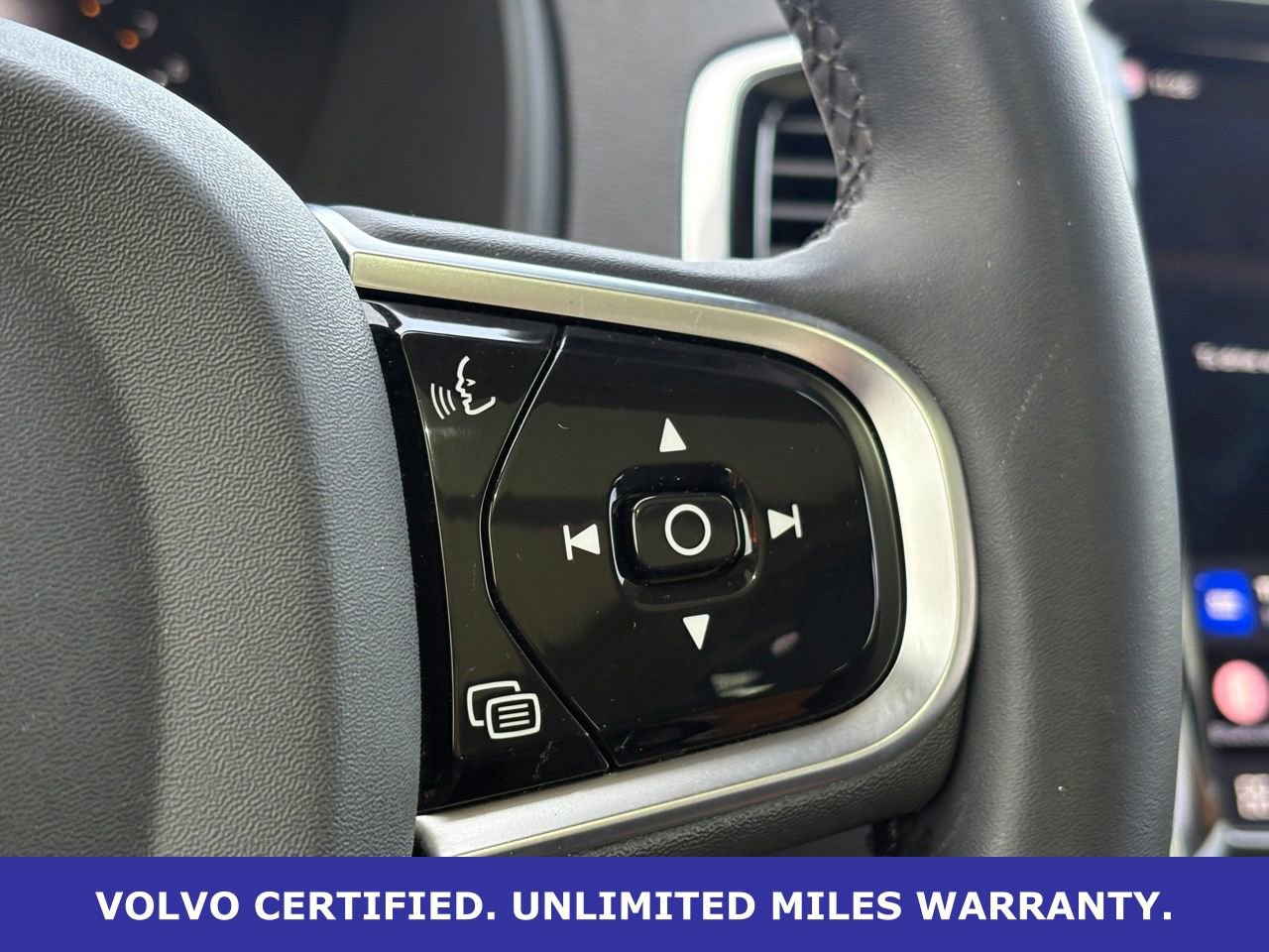 Certified 2024 Volvo XC90 B5 Plus w/ Protection Package Premier image 19