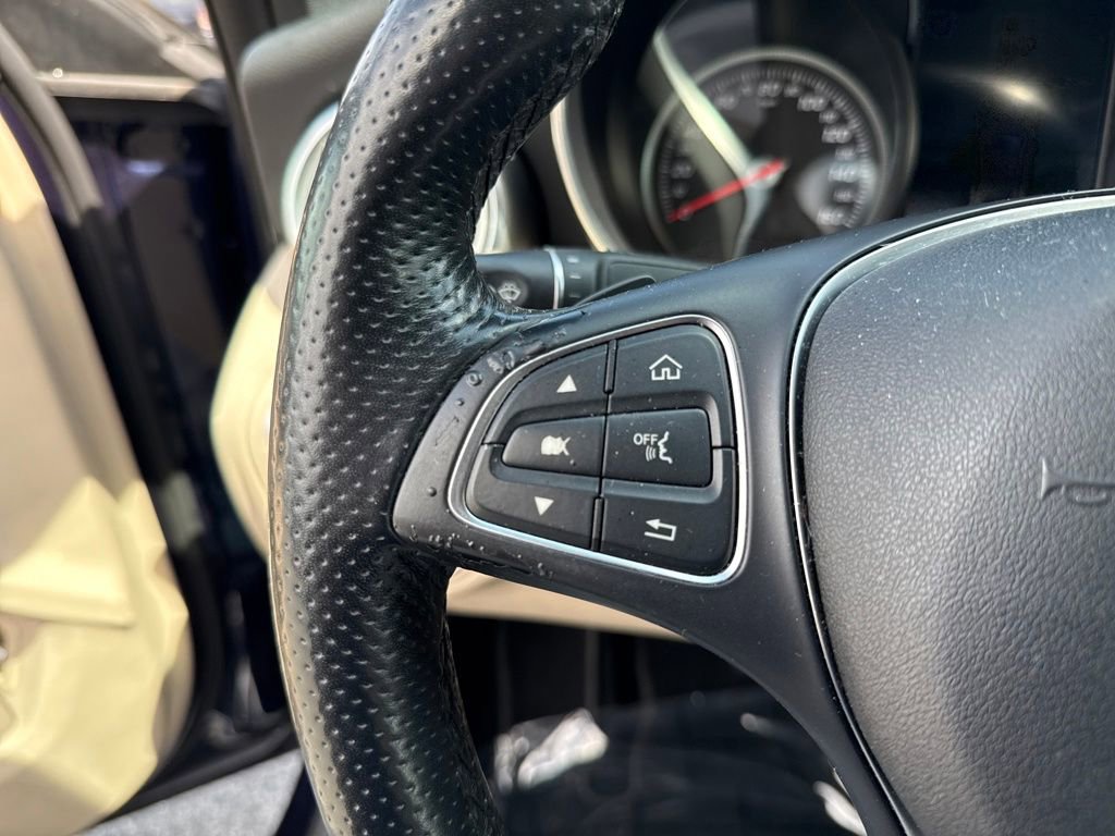 Used 2018 Mercedes-Benz C 300 4MATIC Sedan image 28