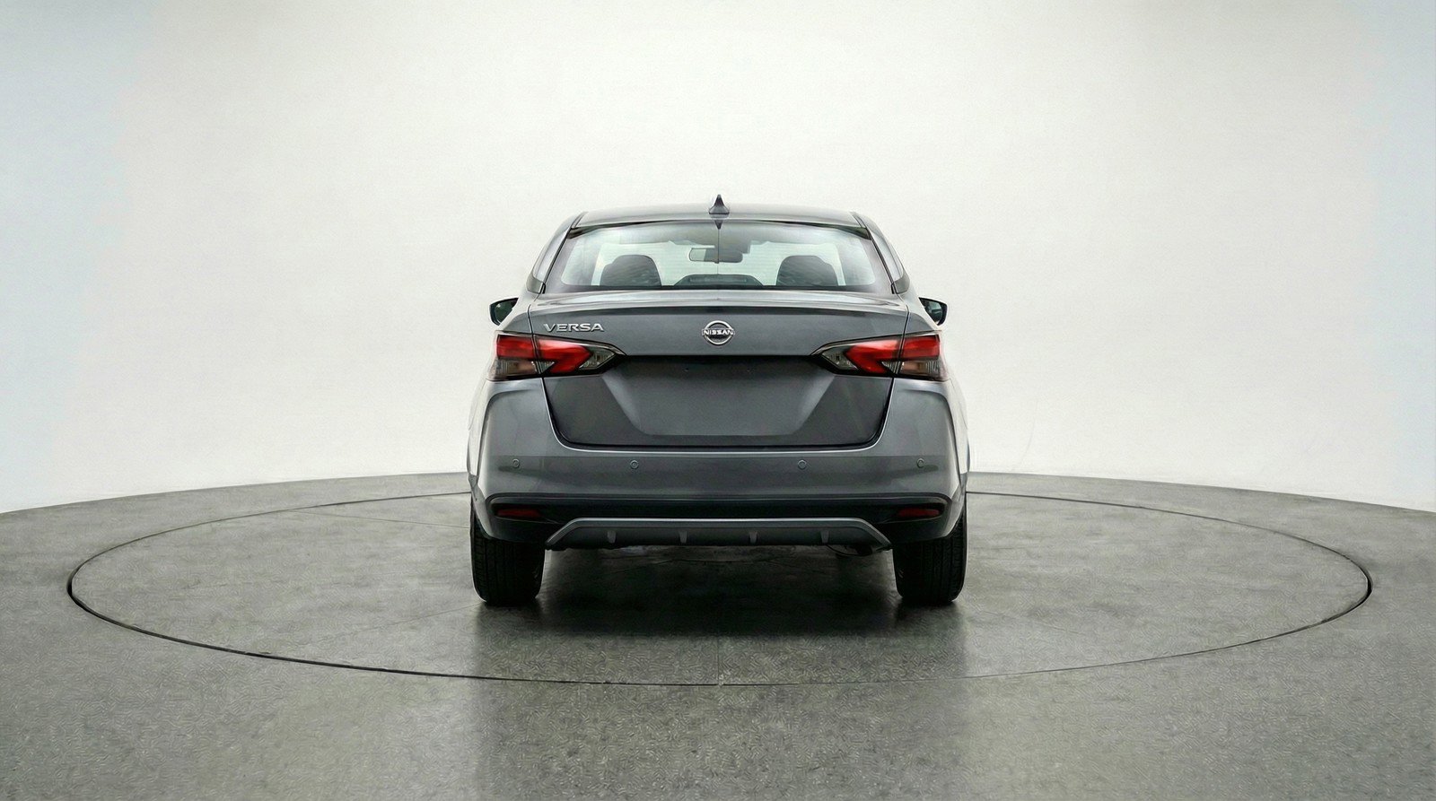 Used 2025 Nissan Versa SV image 7