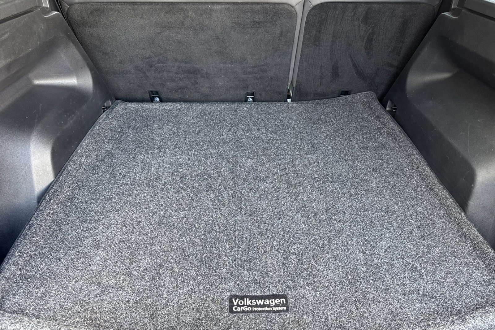 Used 2021 Volkswagen Atlas Cross Sport SEL image 15