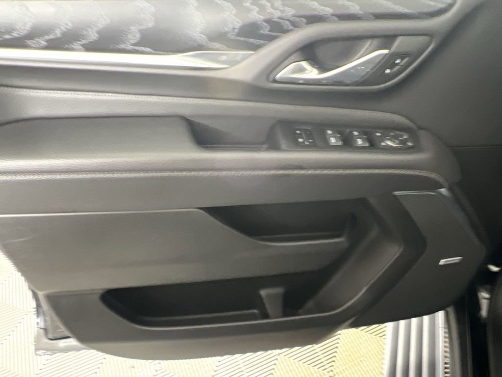 Used 2023 GMC Yukon Denali AWD/4WD image 23