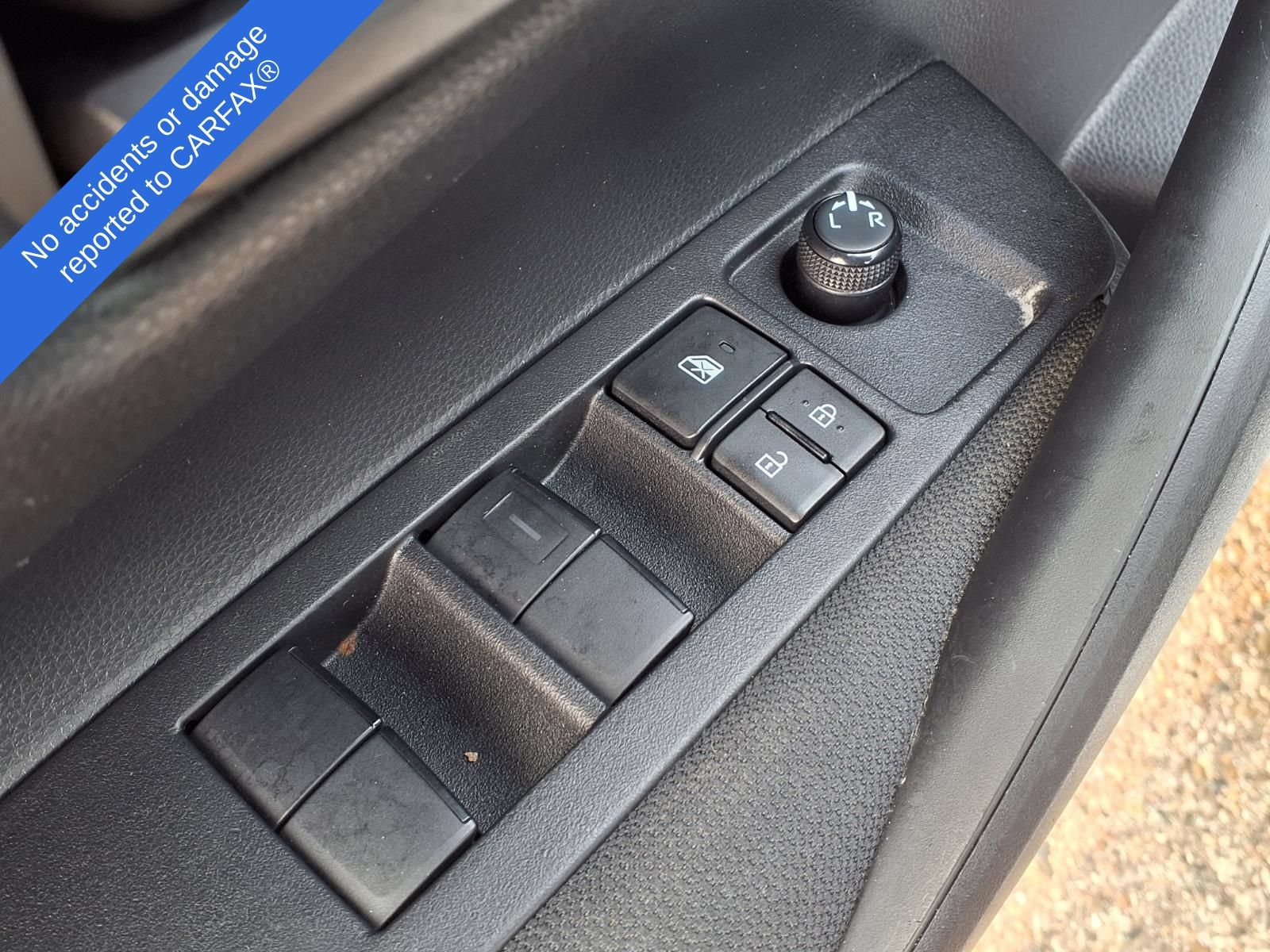 Used 2024 Toyota Corolla LE AWD/4WD image 15