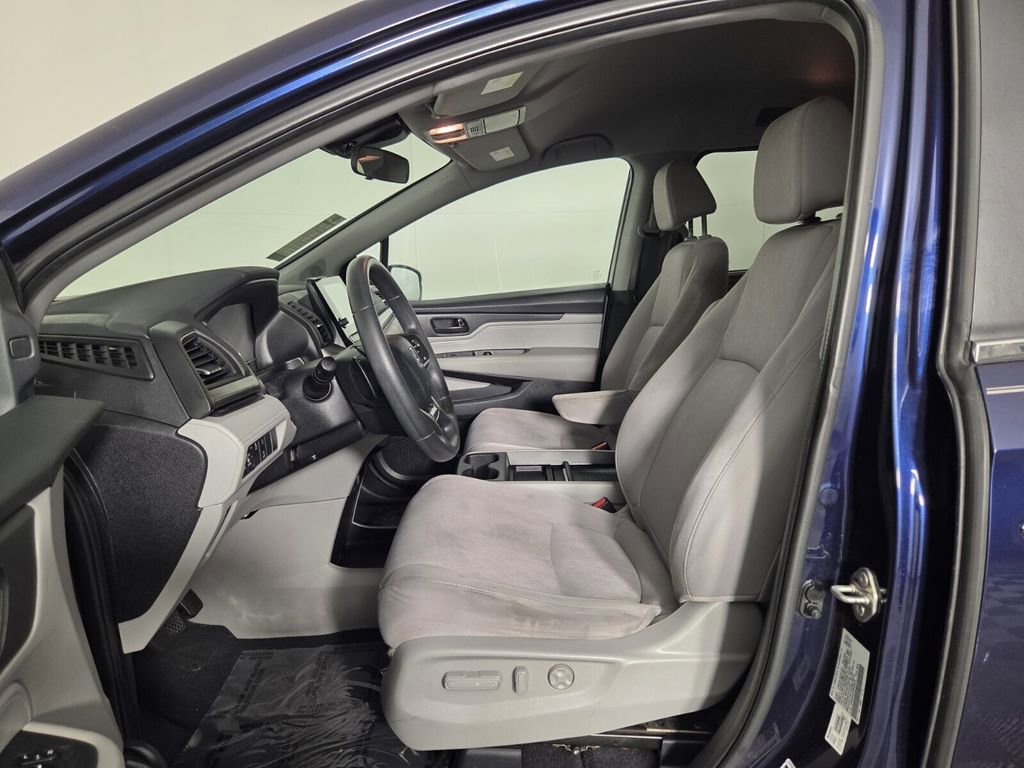 Used 2019 Honda Odyssey EX image 12