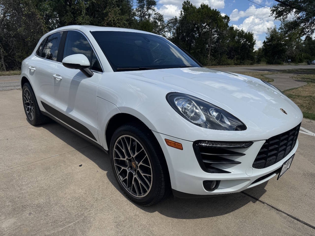 Used 2015 Porsche Macan S AWD/4WD image 2