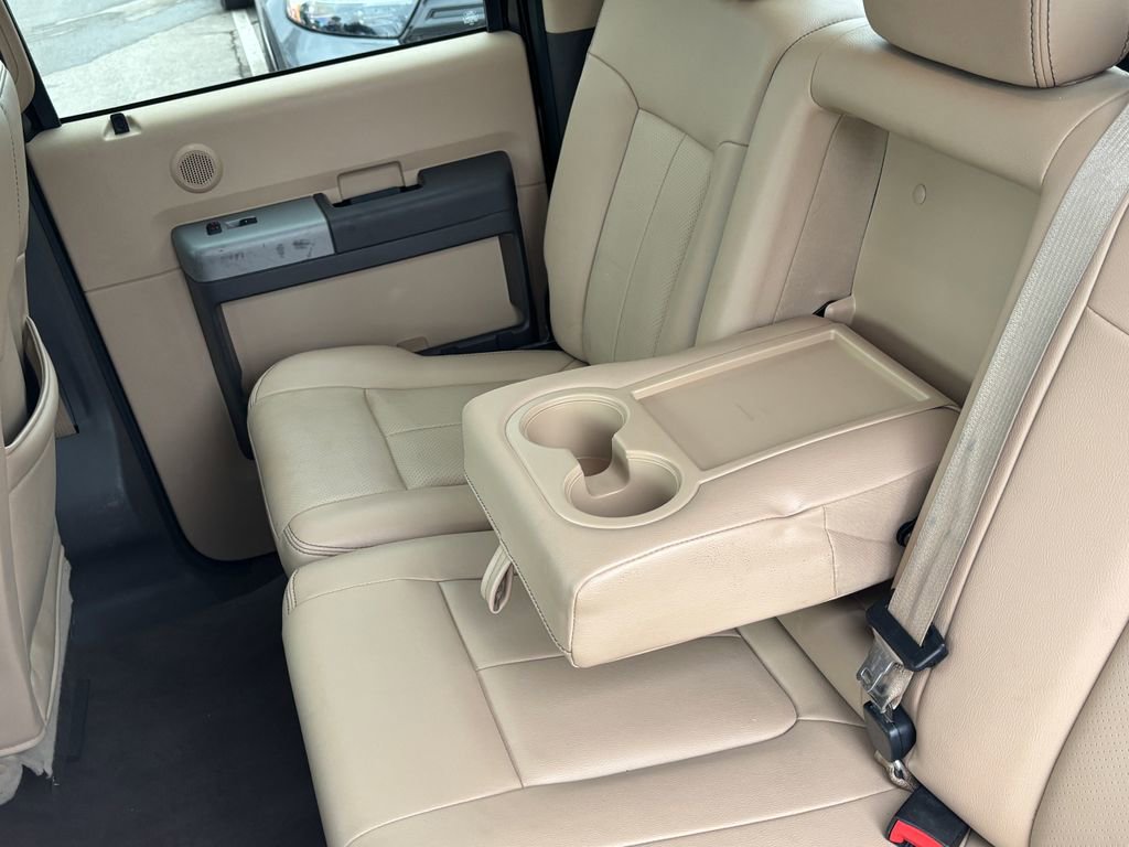 Used 2016 Ford F350 Lariat w/ Chrome Package image 38