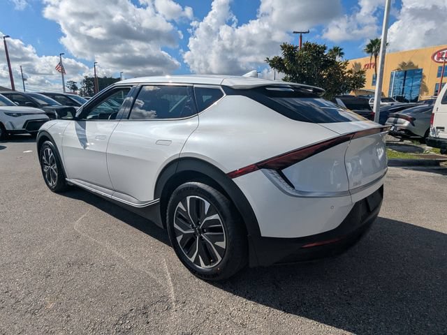Certified 2024 Kia EV6 Light RWD image 4