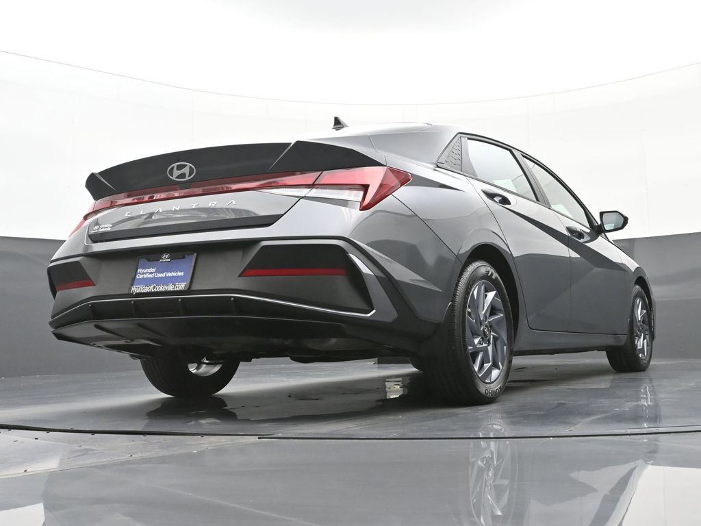 Certified 2024 Hyundai Elantra SEL FWD image 42