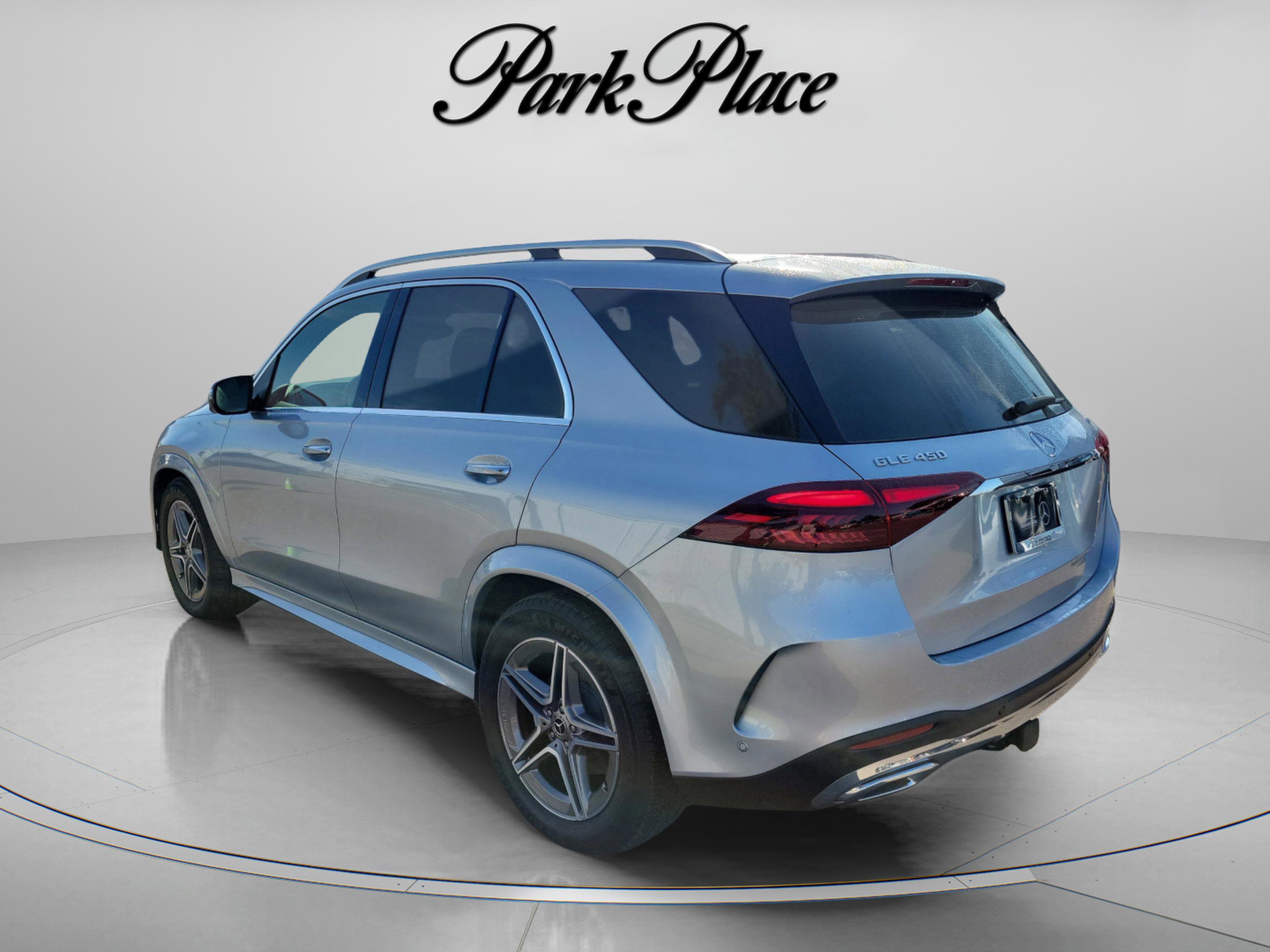 Certified 2026 Mercedes-Benz GLE 450 4MATIC image 3