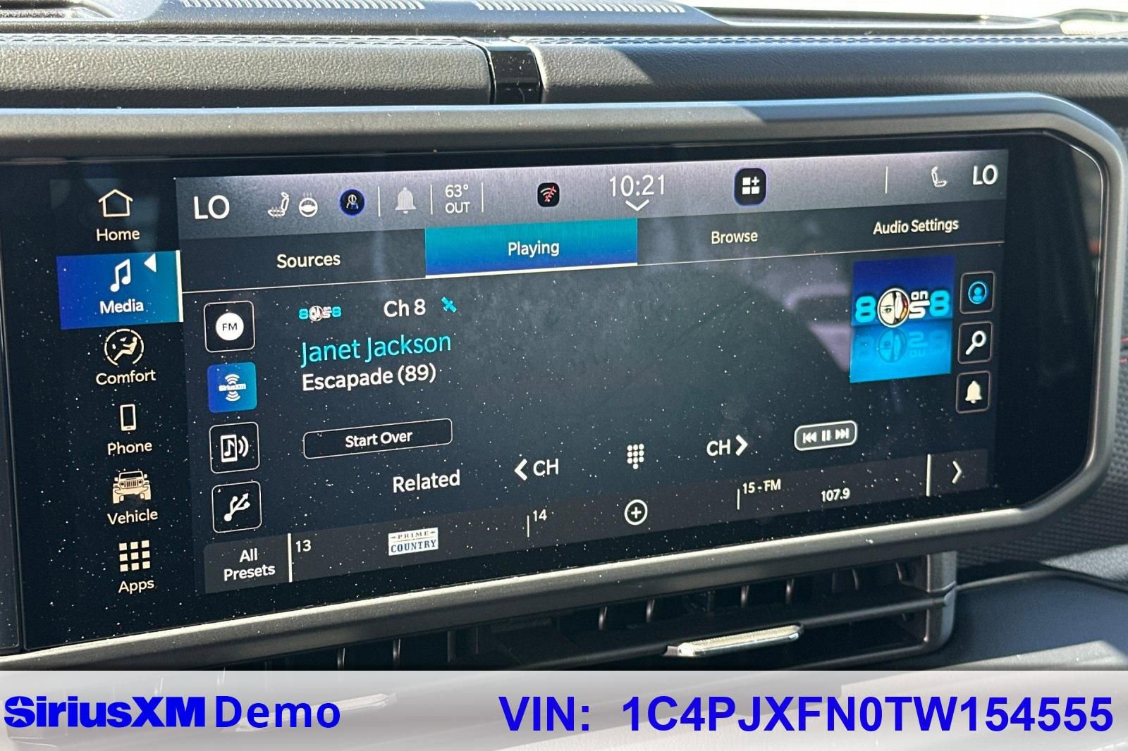 Used 2026 Jeep Wrangler Unlimited Rubicon w/ Steel Bumper Group image 27