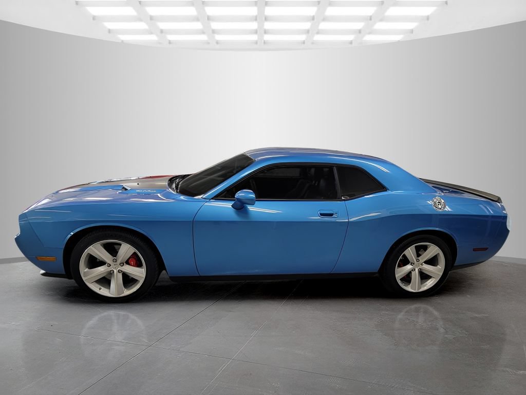 Used 2009 Dodge Challenger SRT8 w/ SRT Option Group II RWD image 2