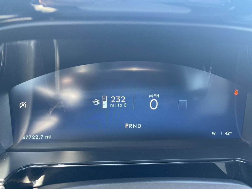 Used 2024 Lincoln Corsair AWD w/ Equipment Group 101A image 20