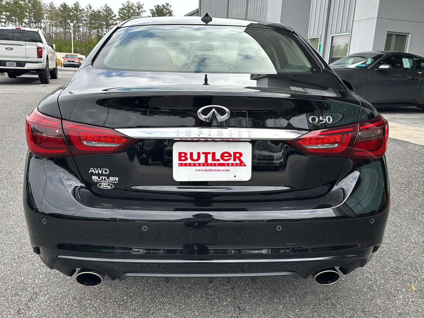 Used 2023 INFINITI Q50 Luxe w/ Cargo Package image 4