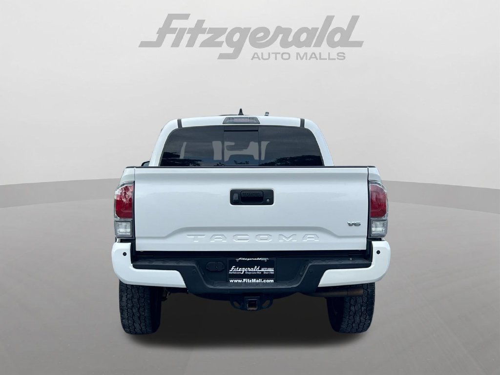 Used 2021 Toyota Tacoma TRD Off-Road w/ Technology Package AWD/4WD image 7
