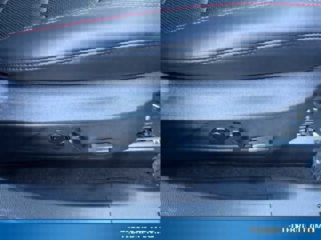 Used 2025 Ford Mustang Mach-E Premium w/ Sport Appearance Package image 22