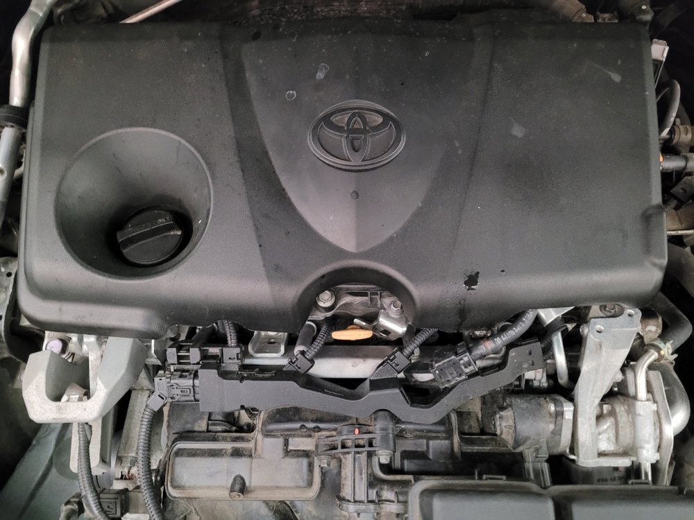 Used 2021 Toyota RAV4 LE FWD image 30