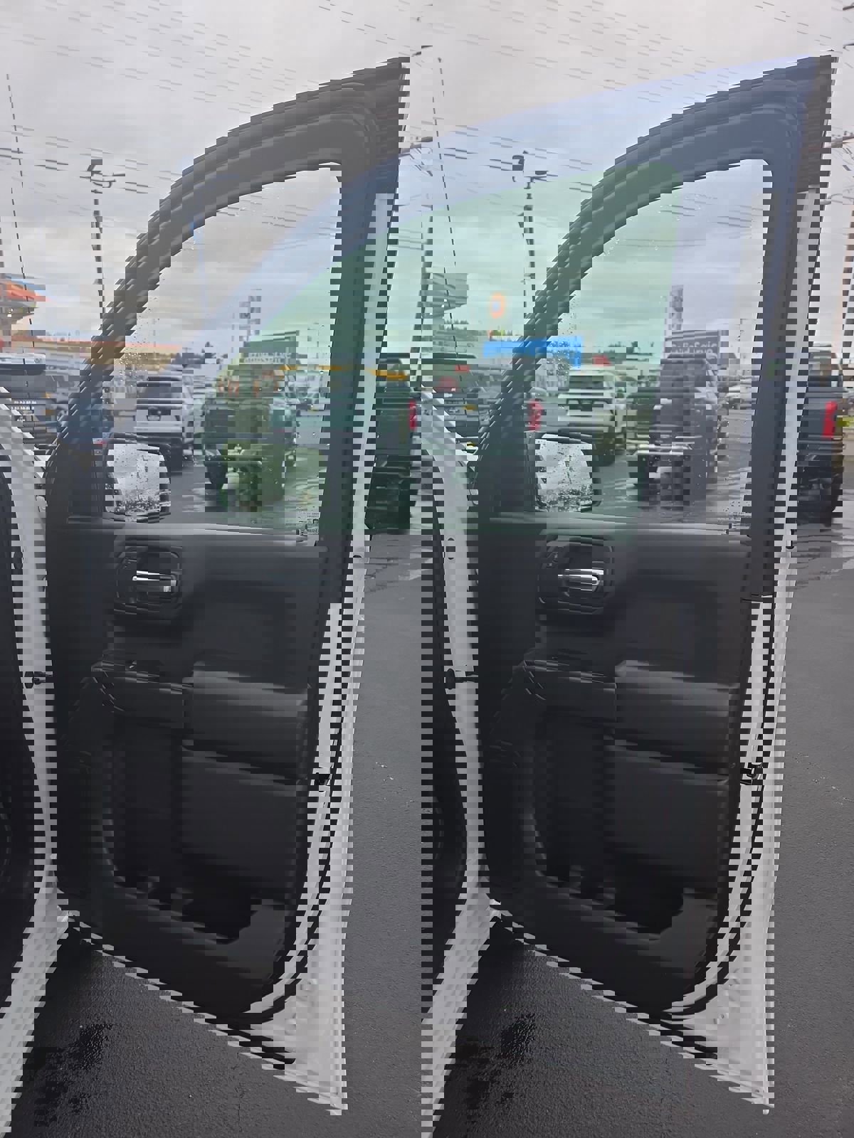 New 2026 Chevrolet Silverado 1500 Custom image 15