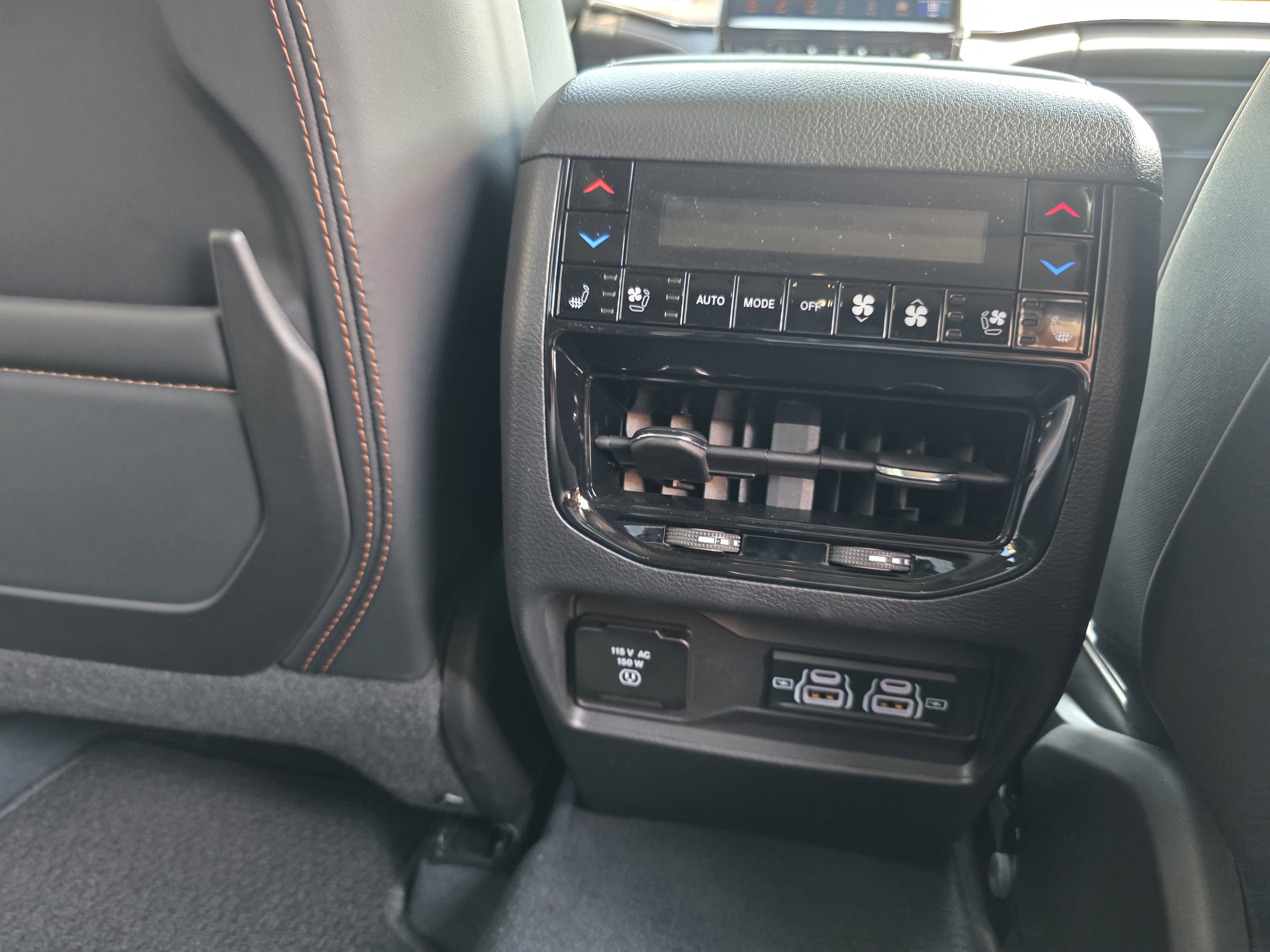 Used 2023 Jeep Grand Cherokee Summit image 15