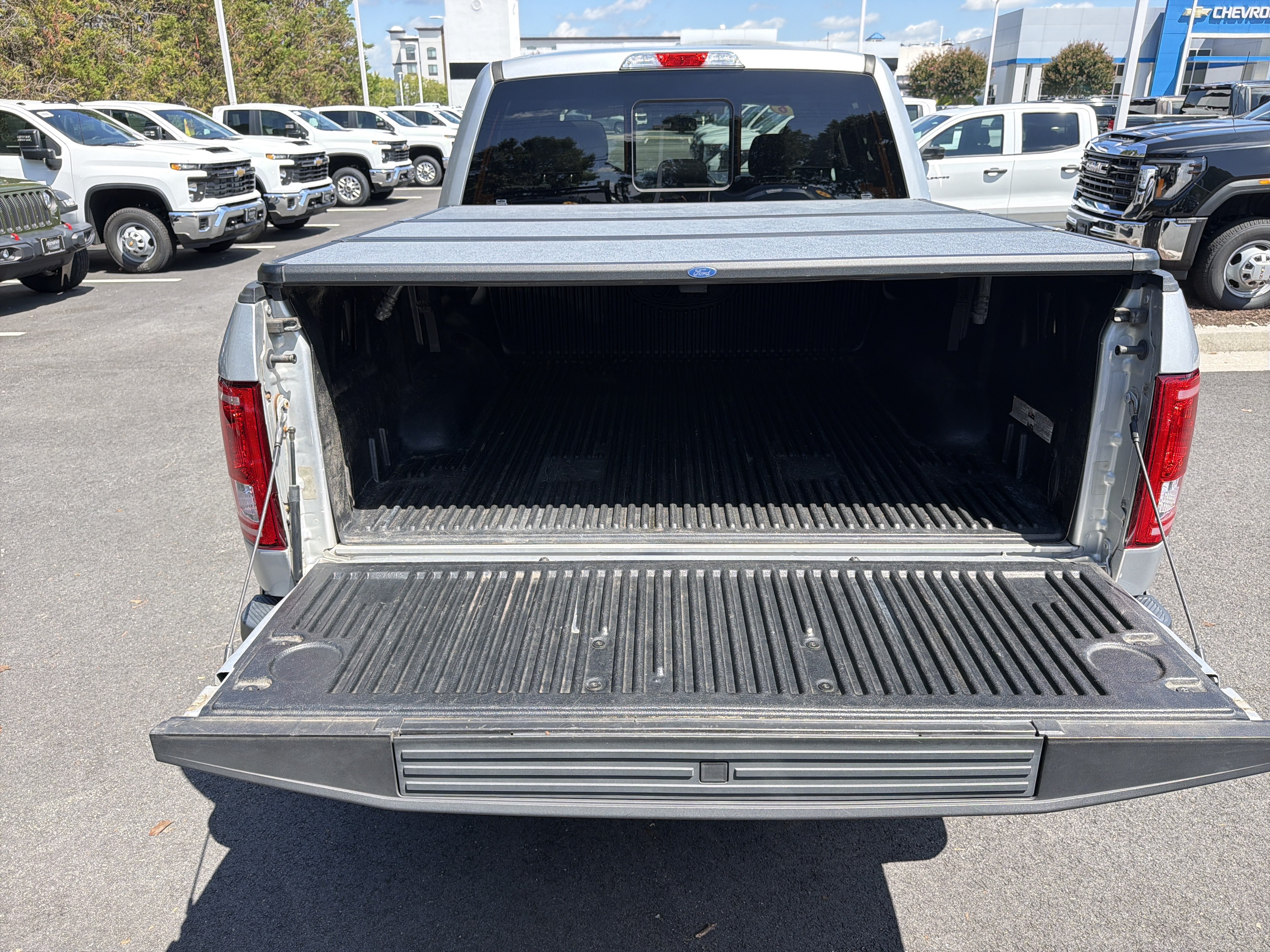 Used 2016 Ford F150 XLT w/ Equipment Group 302A Luxury AWD/4WD image 34