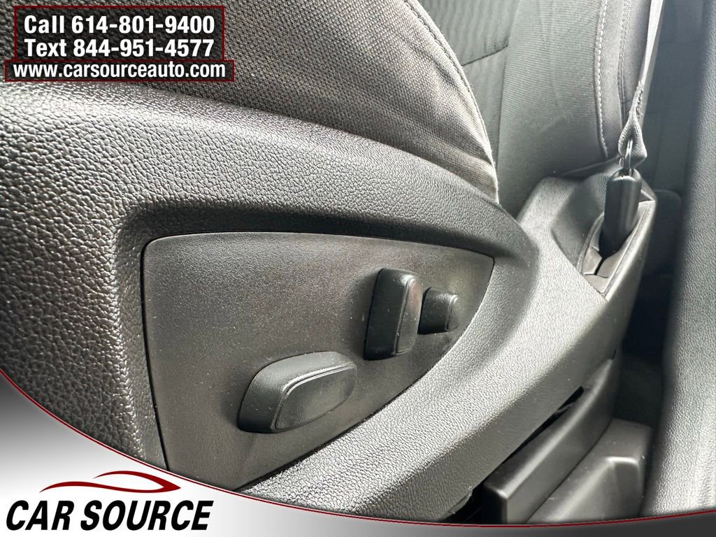 Used 2018 Chevrolet Suburban LS RWD image 16