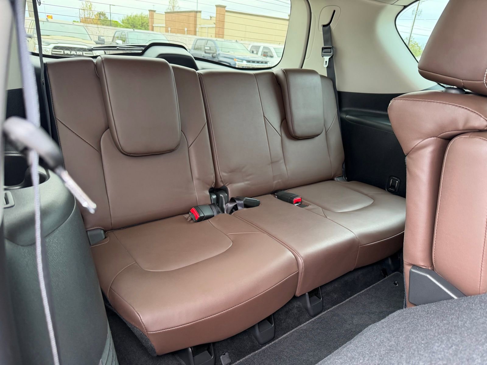 Used 2023 INFINITI QX80 Premium Select w/ Cargo Package image 24