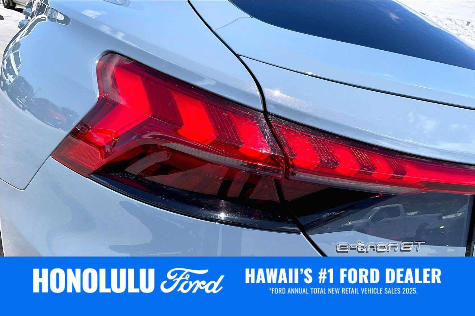 Used 2023 Audi e-tron GT Premium Plus AWD/4WD image 32