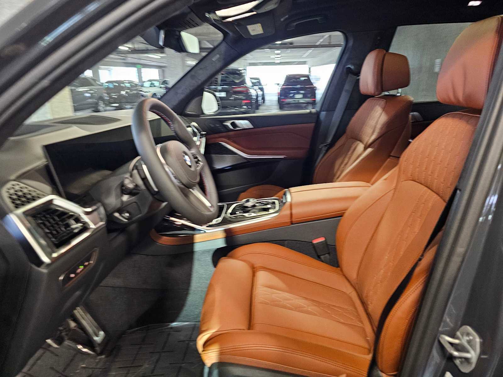 New 2026 BMW X7 M60i image 32