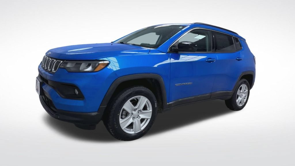 Used 2022 Jeep Compass Latitude w/ Convenience Group AWD/4WD image 4