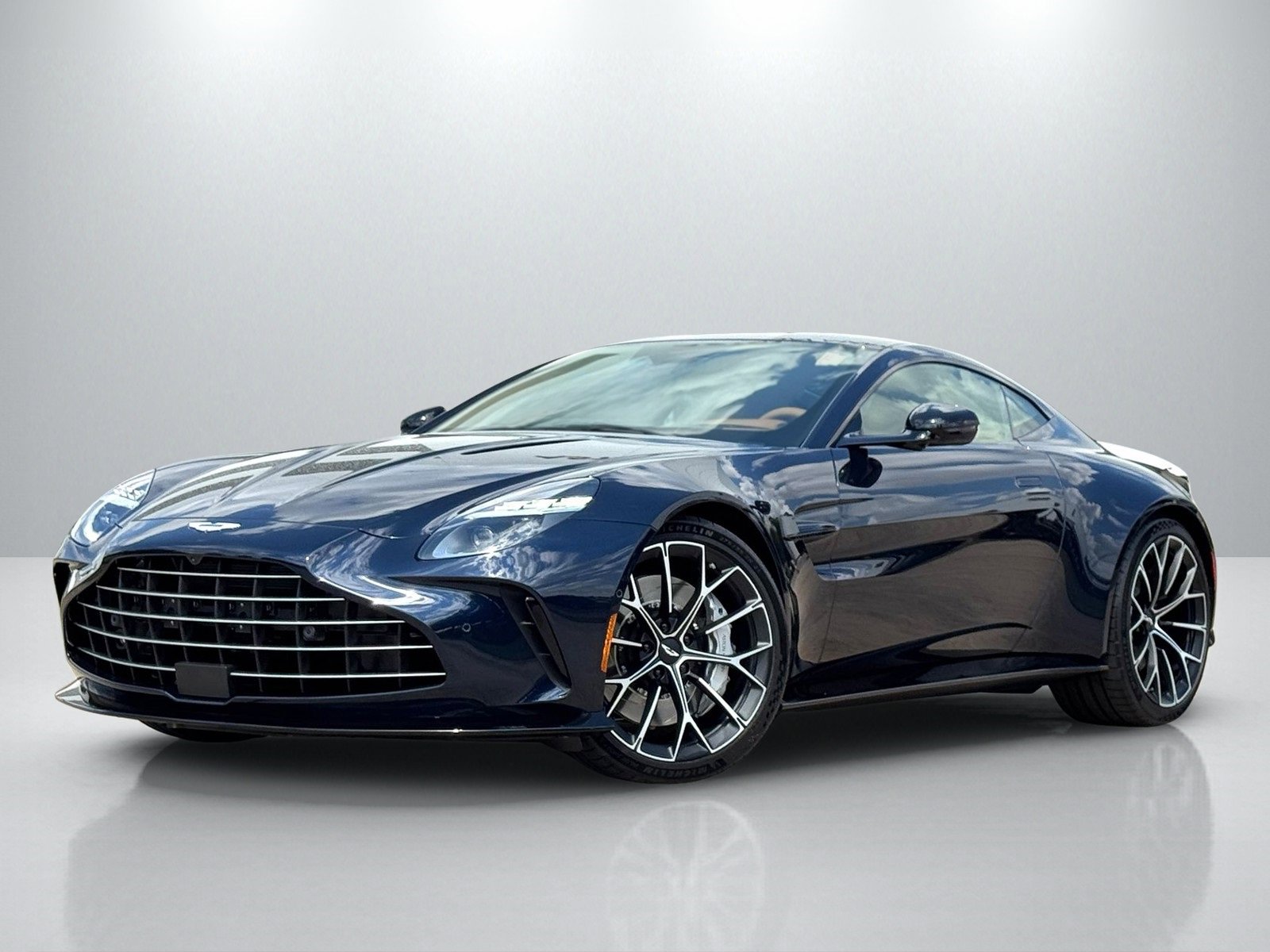 New 2026 Aston Martin V8 Vantage Coupe image 7