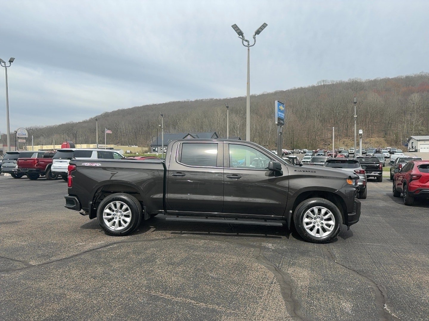 Used 2021 Chevrolet Silverado 1500 Custom w/ LPO, Dark Essentials Package video 3