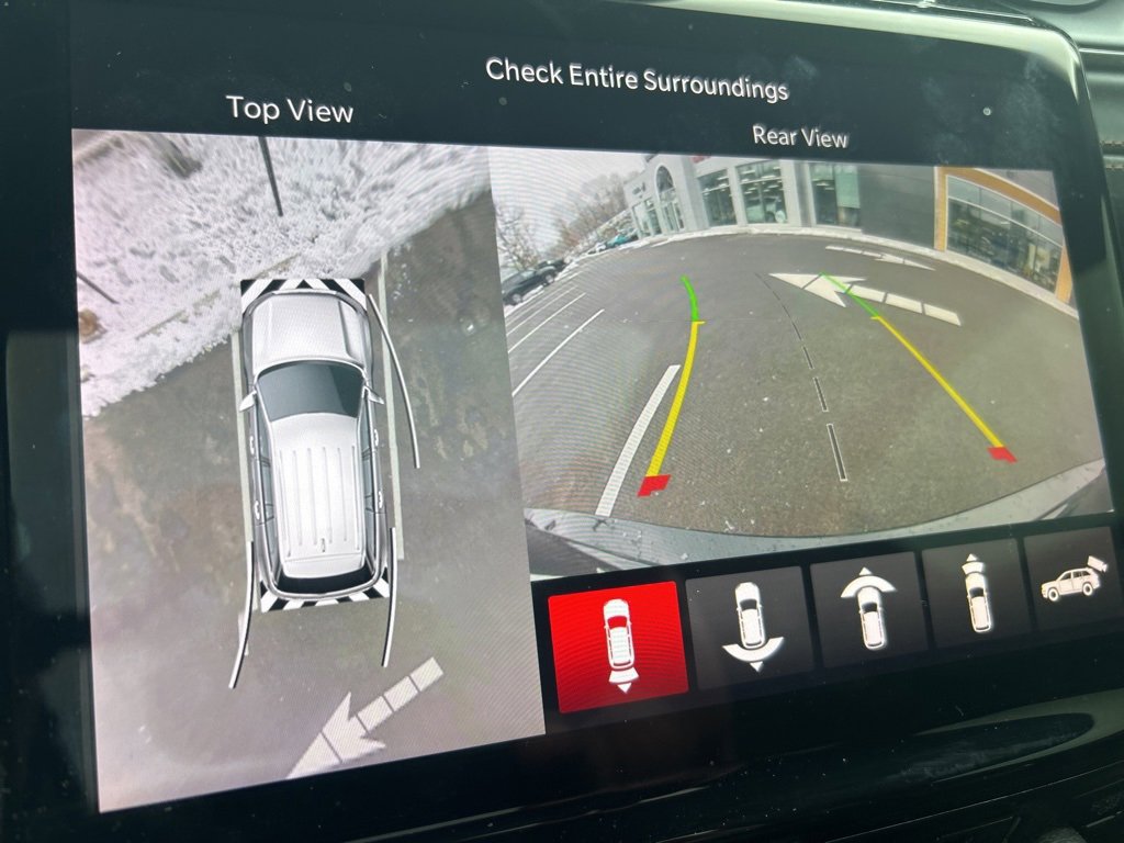 Used 2022 Jeep Grand Cherokee Summit w/ Luxury Tech Group V image 7