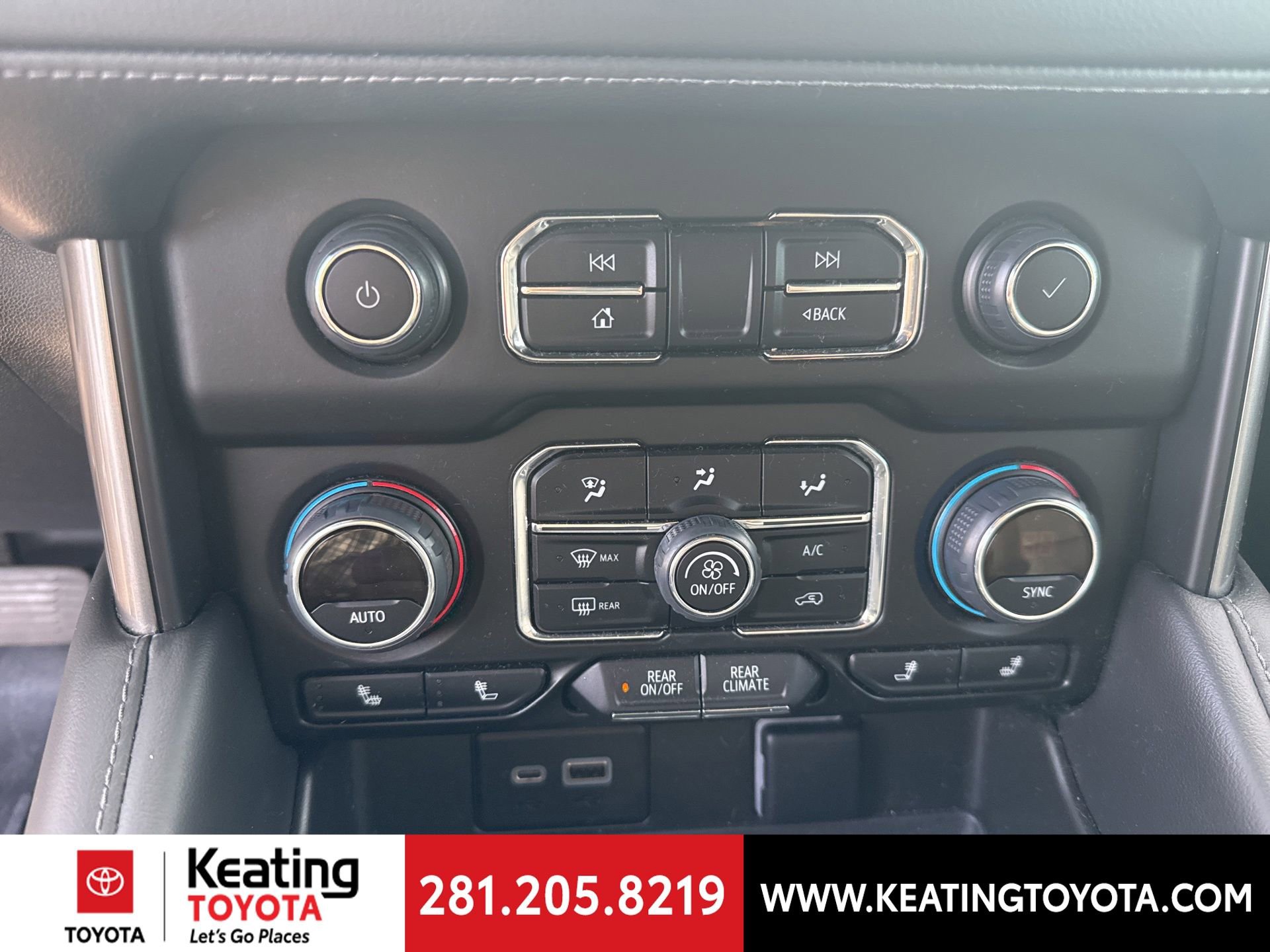 Used 2022 Chevrolet Suburban Z71 w/ Z71 Off-Road Package image 22