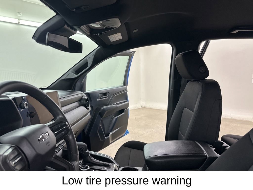 Used 2023 Chevrolet Colorado Trail Boss w/ LPO, Dark Essentials Package AWD/4WD image 39