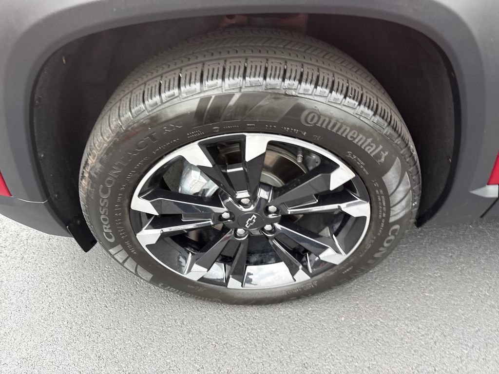 Used 2025 Chevrolet Equinox RS w/ Convenience Package III AWD/4WD image 39