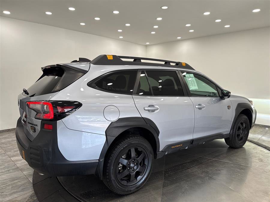Used 2024 Subaru Outback Wilderness image 7